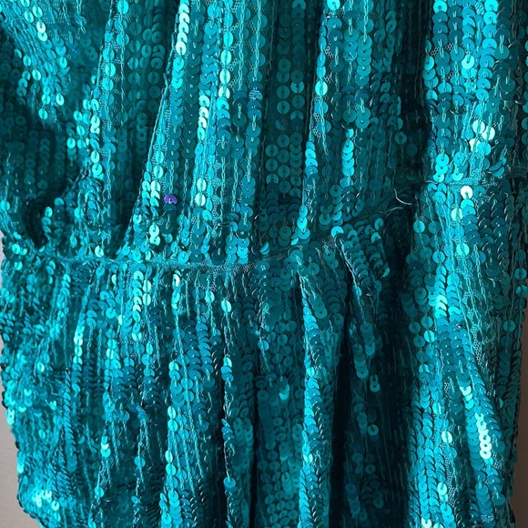 ASOS green one shoulder sequin dress sz6 NWT - Picture 2 of 6